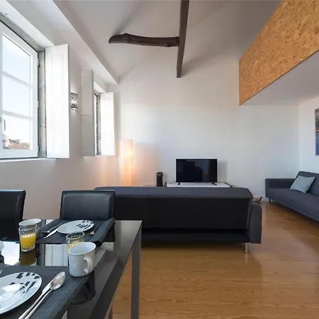 Lovelystay Duque's Mezzanine *
