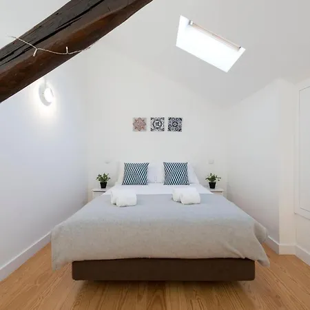 Lovelystay Duque's Mezzanine Porto
