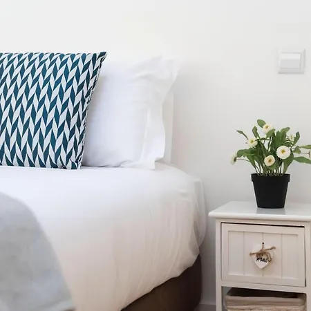 Lovelystay Duque's Mezzanine Apartment