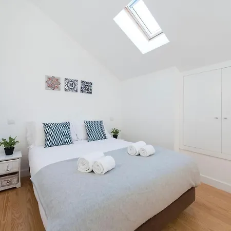 Lovelystay Duque's Mezzanine Apartment *